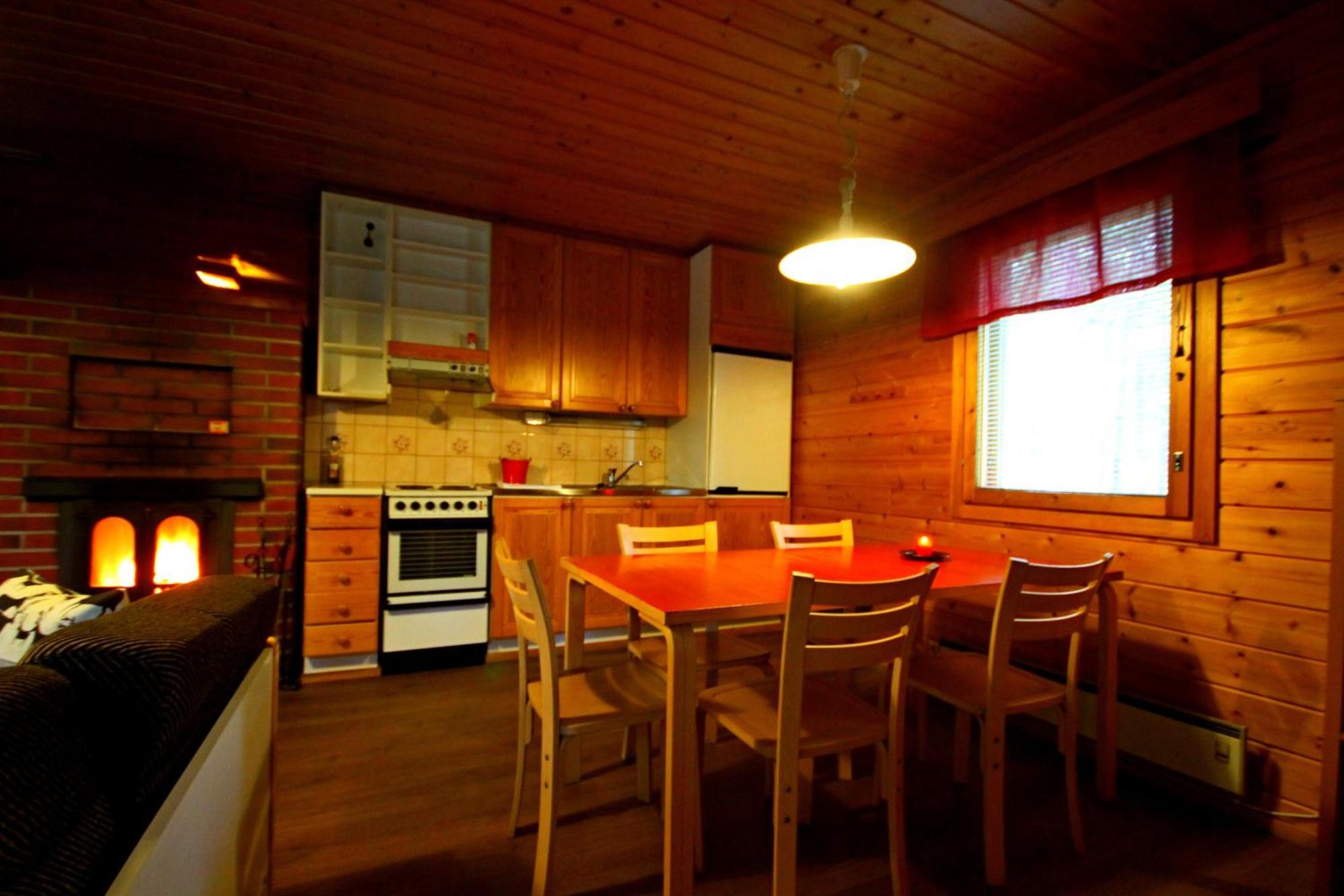 Ukonjaerven Holiday Village Ивало Номер фото