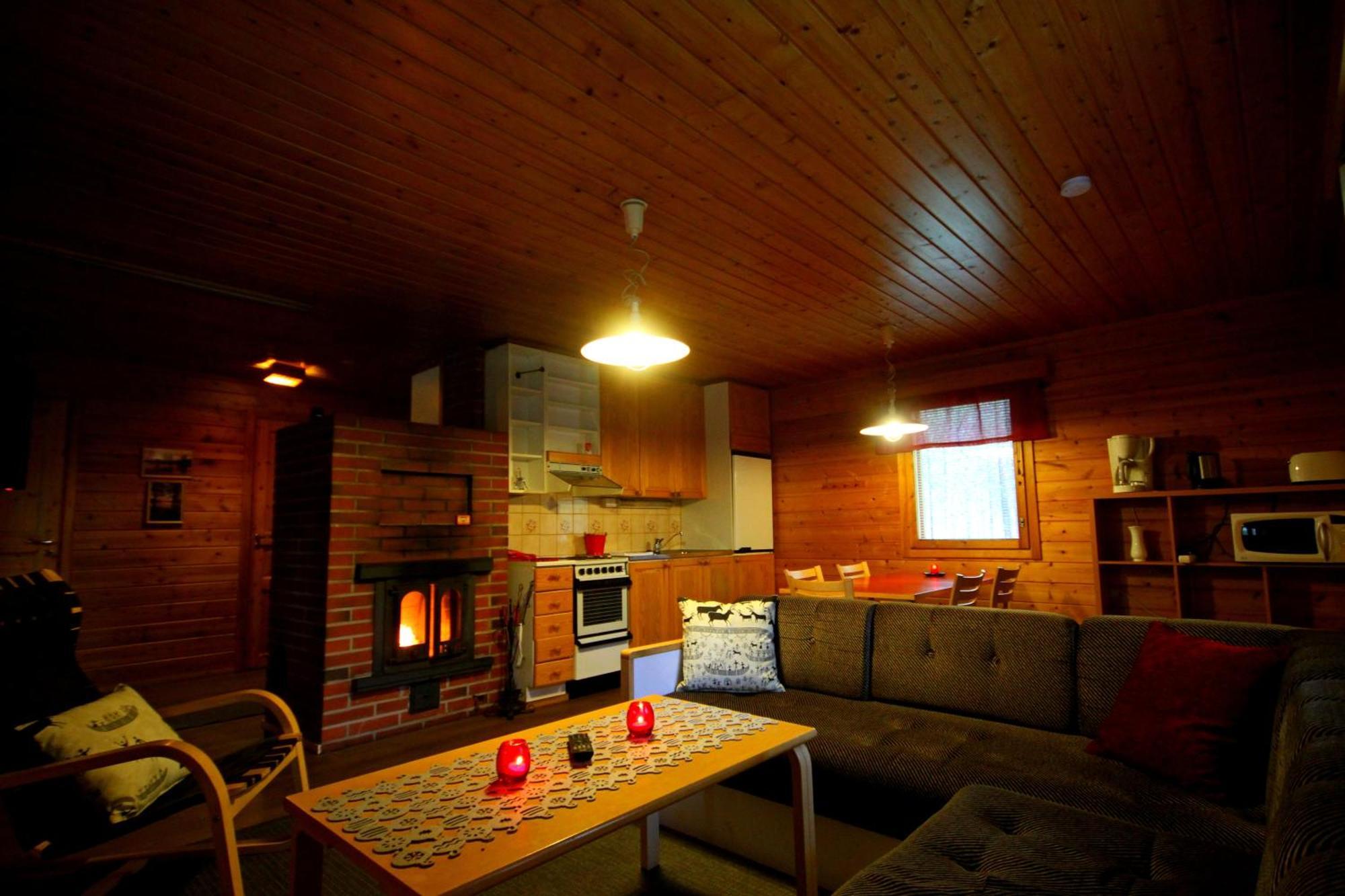 Ukonjaerven Holiday Village Ивало Номер фото